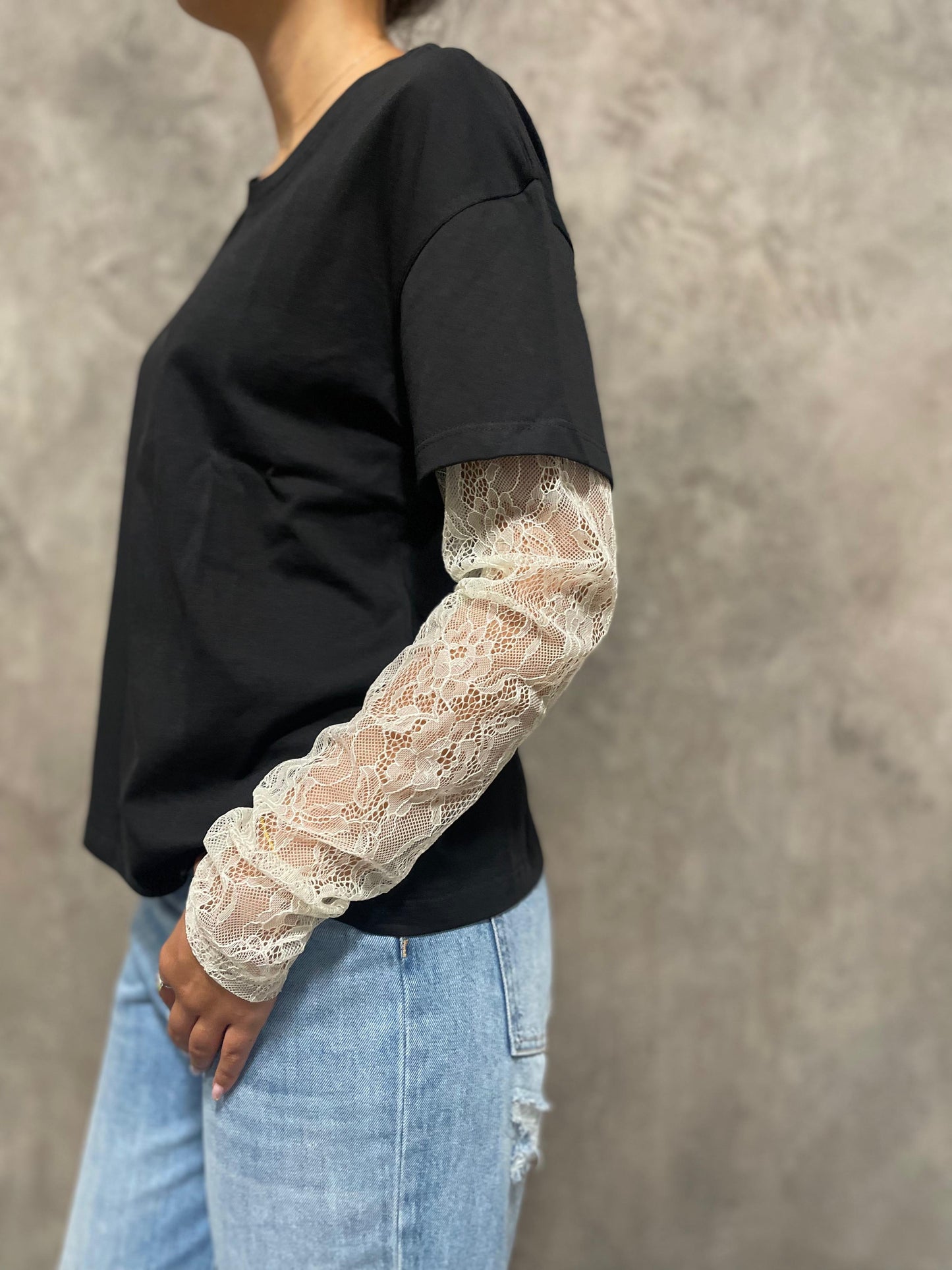 T-shirt Maniche Pizzo Nero