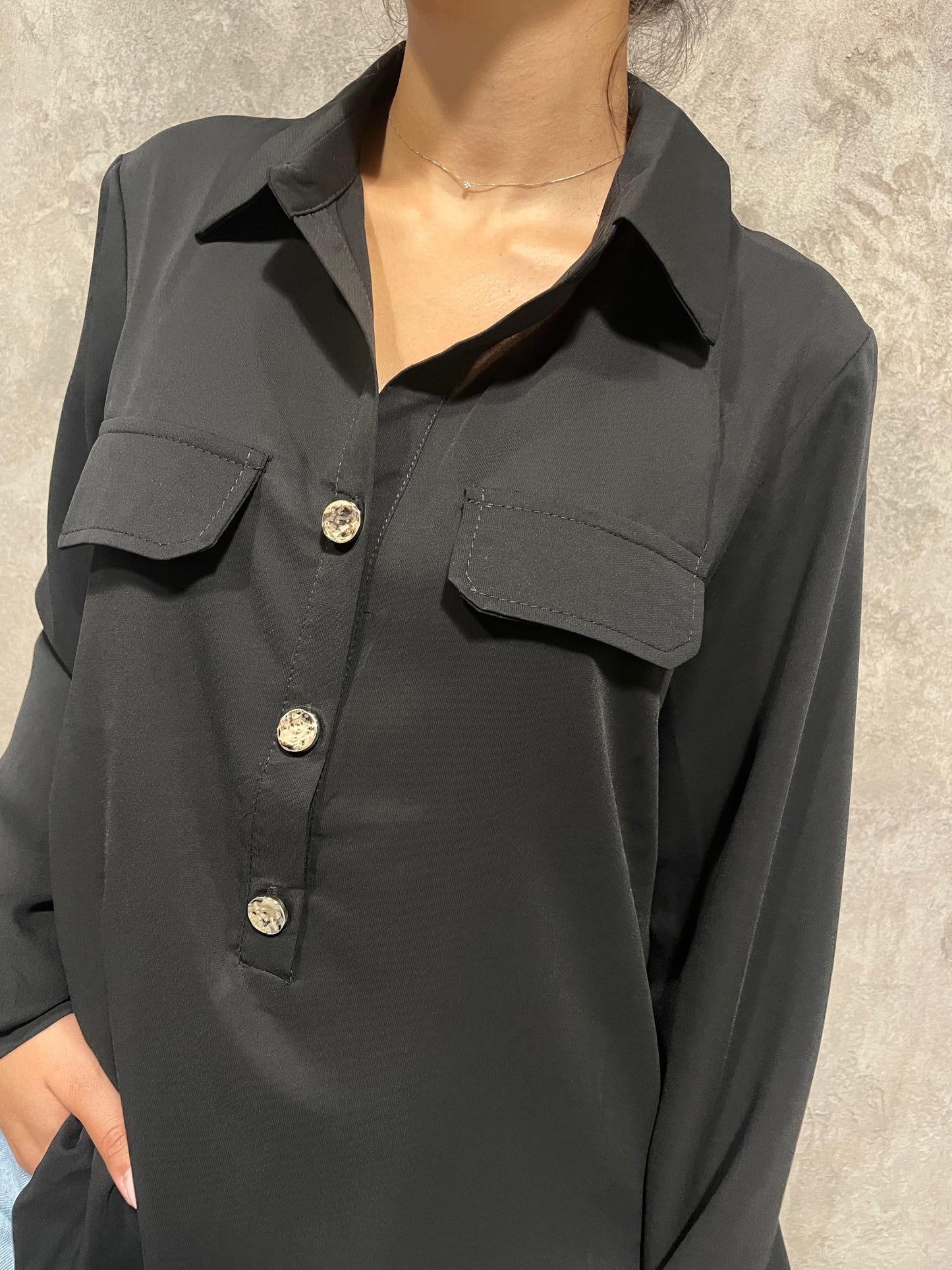 Camicia Nera Bottoni