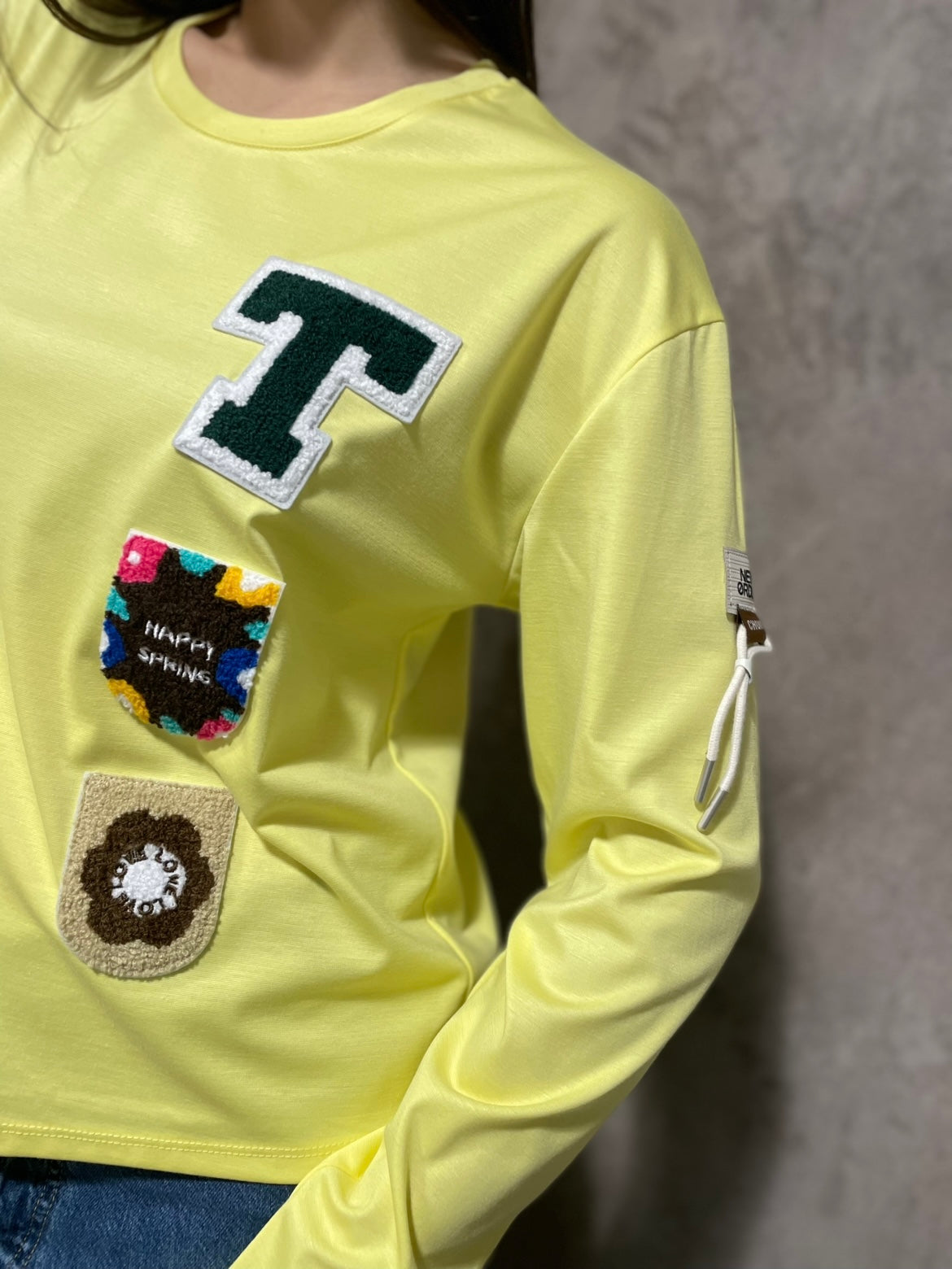 T-shirt Patch Gialla